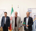 کسب رتبه اول و دریافت نشان طلایی مرکز بهداشت و سلامت  دانشگاه تهران در سال 1404-1403