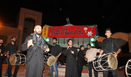 برگزاری آیین سنتی دمام زنی درکوی دانشگاه تهران